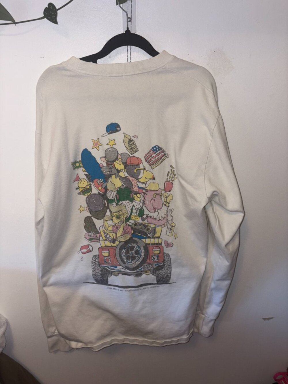 Brandy Melville Vintage Style Character Sweater - Picture 2 of 4